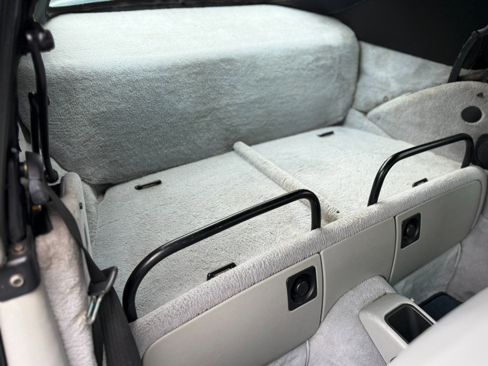 Used 1995 Porsche 911 Carrera image 43