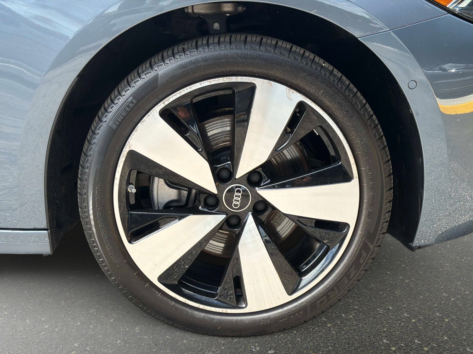 Used 2025 Audi A5 2.0T Premium Plus image 11