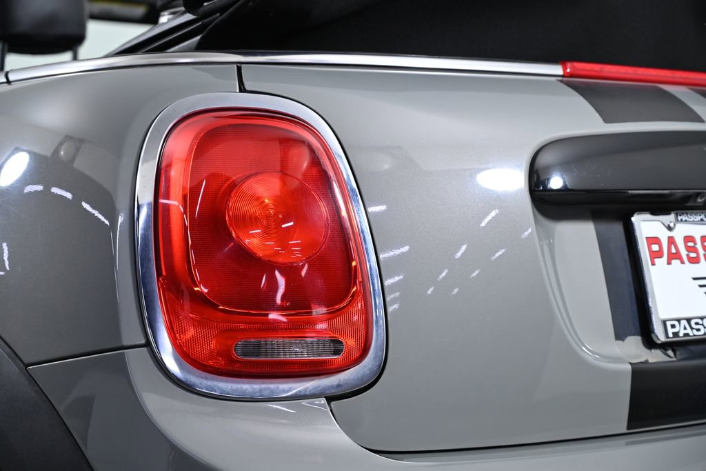Used 2017 MINI Cooper Convertible image 7