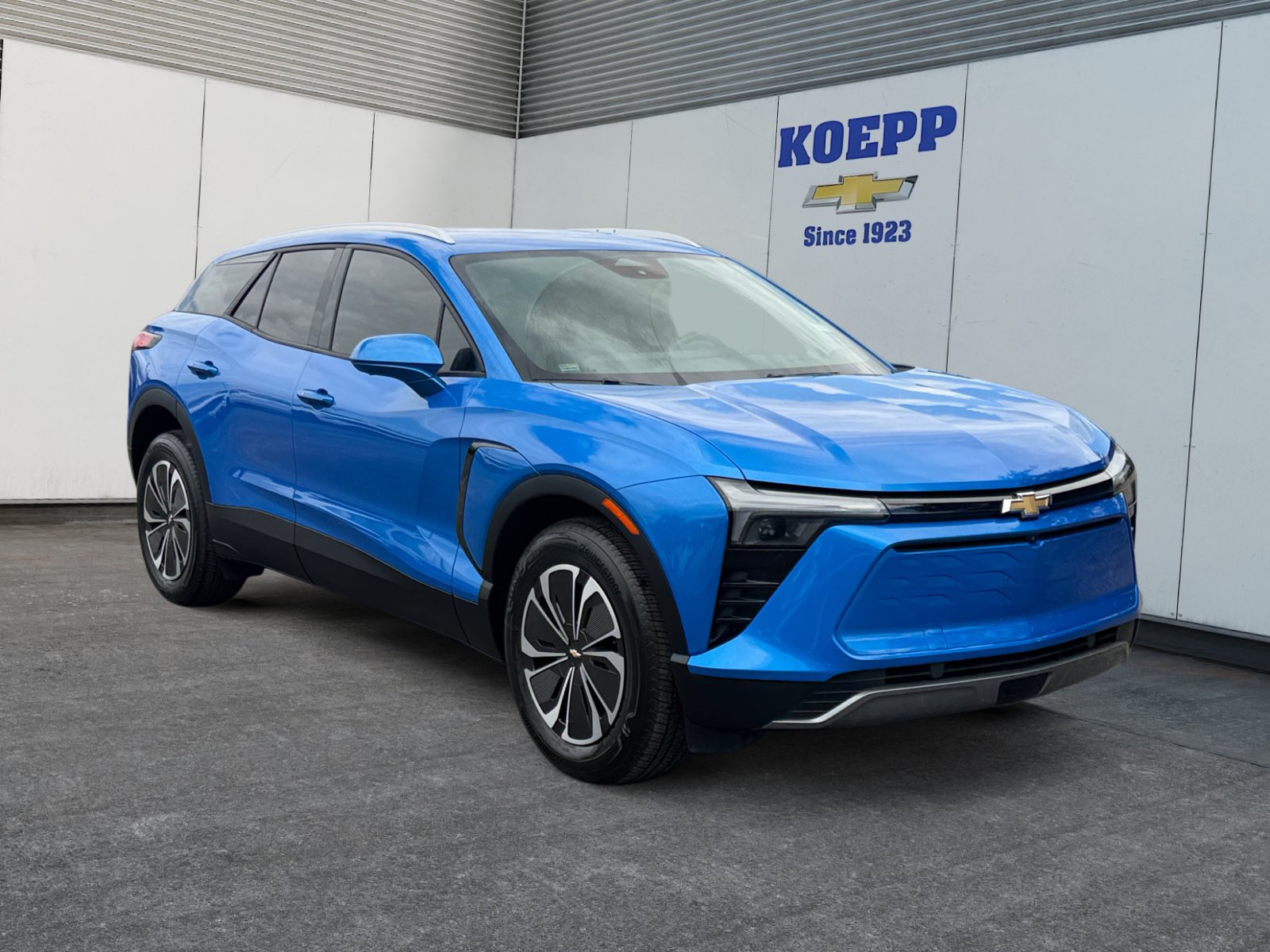 Used 2024 Chevrolet Blazer EV LT AWD/4WD image 7