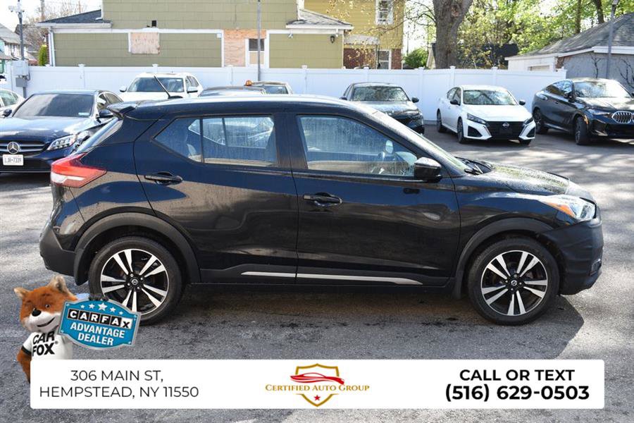 Used 2020 Nissan Kicks SR FWD image 5