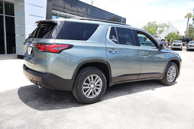 Used 2022 Chevrolet Traverse LT FWD image 9
