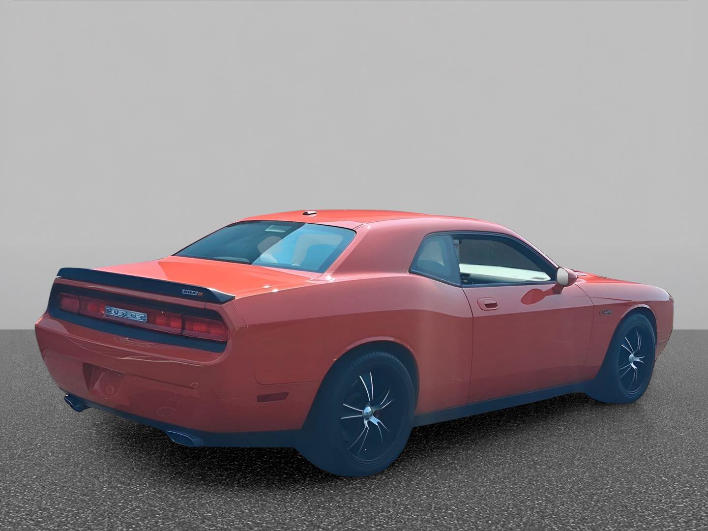 Used 2009 Dodge Challenger SRT8 w/ SRT Option Group II RWD image 6