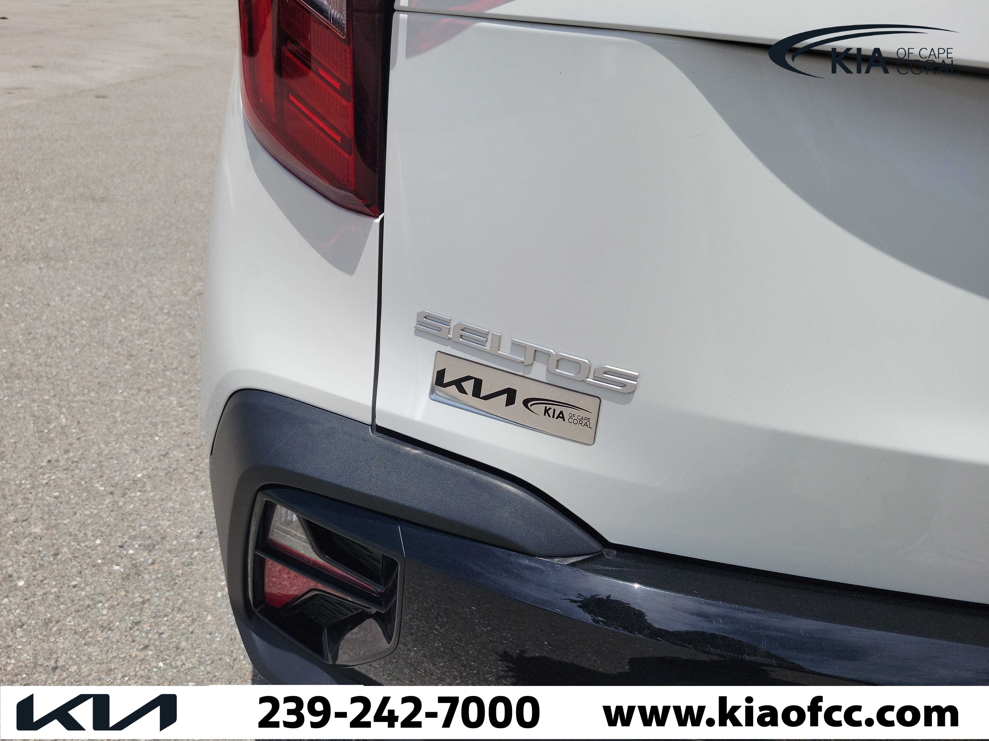 Certified 2025 Kia Seltos S FWD image 11