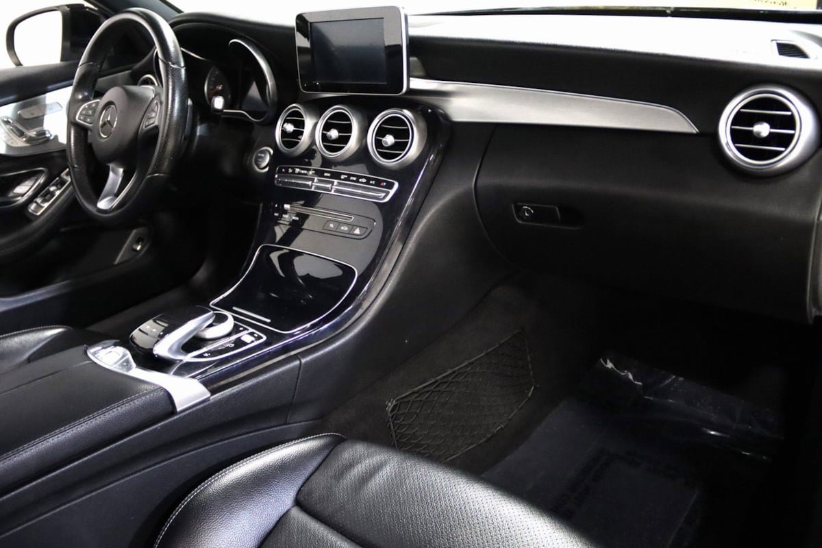 Used 2017 Mercedes-Benz C 300 4MATIC Cabriolet image 54