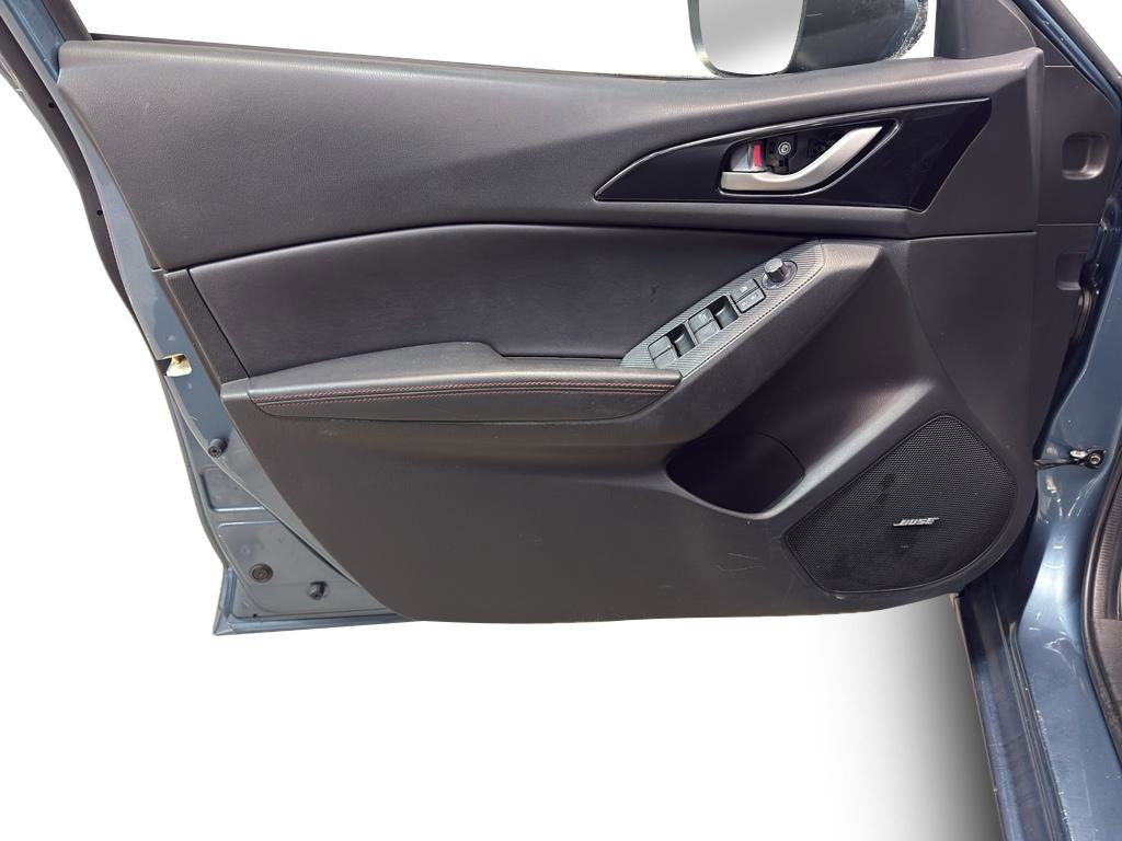 Used 2015 MAZDA MAZDA3 i Grand Touring image 14