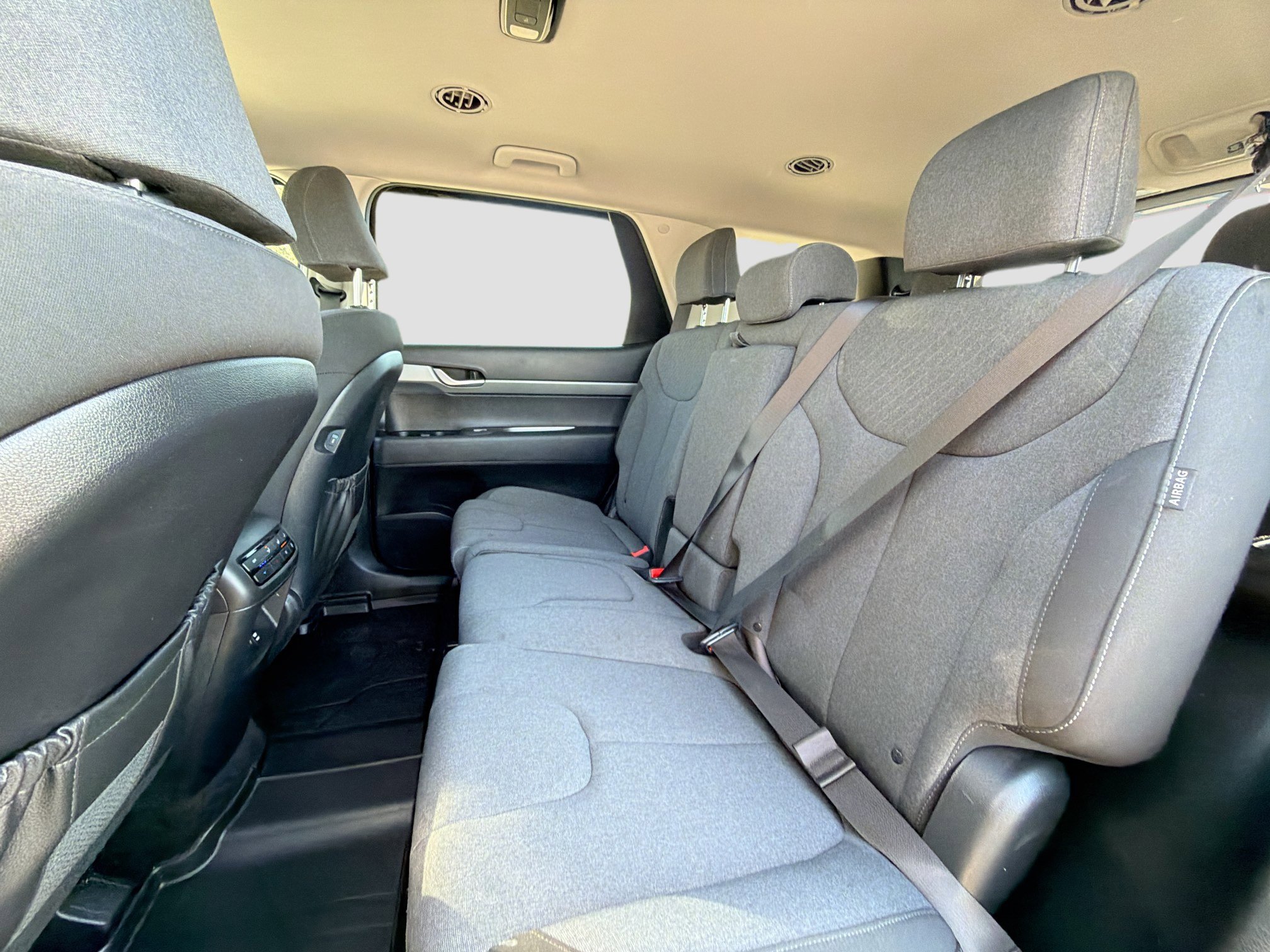 Used 2023 Hyundai Palisade SE image 21