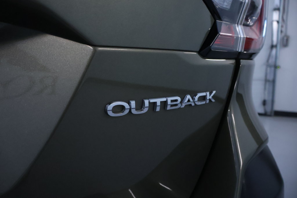 Used 2021 Subaru Outback Premium AWD/4WD image 12