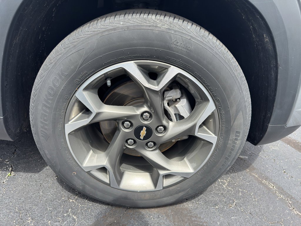 Used 2024 Chevrolet Trax LT FWD image 28