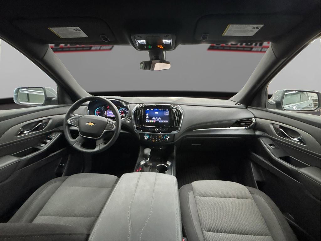 Used 2023 Chevrolet Traverse LT image 26