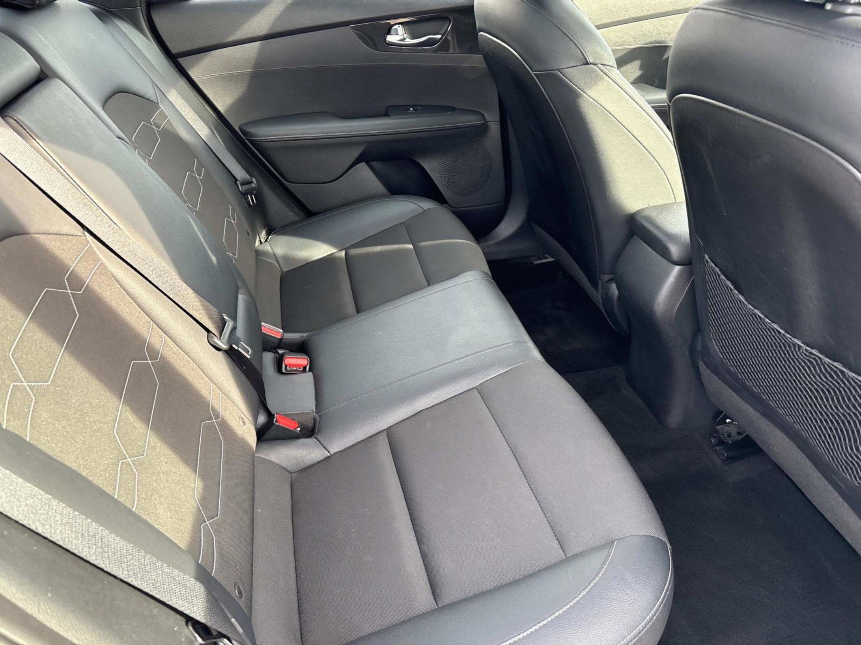 Used 2023 Kia Forte GT-Line w/ GT-Line Premium Package image 20