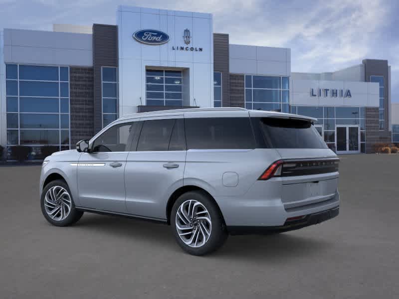 New 2026 Lincoln Navigator Reserve AWD/4WD image 3