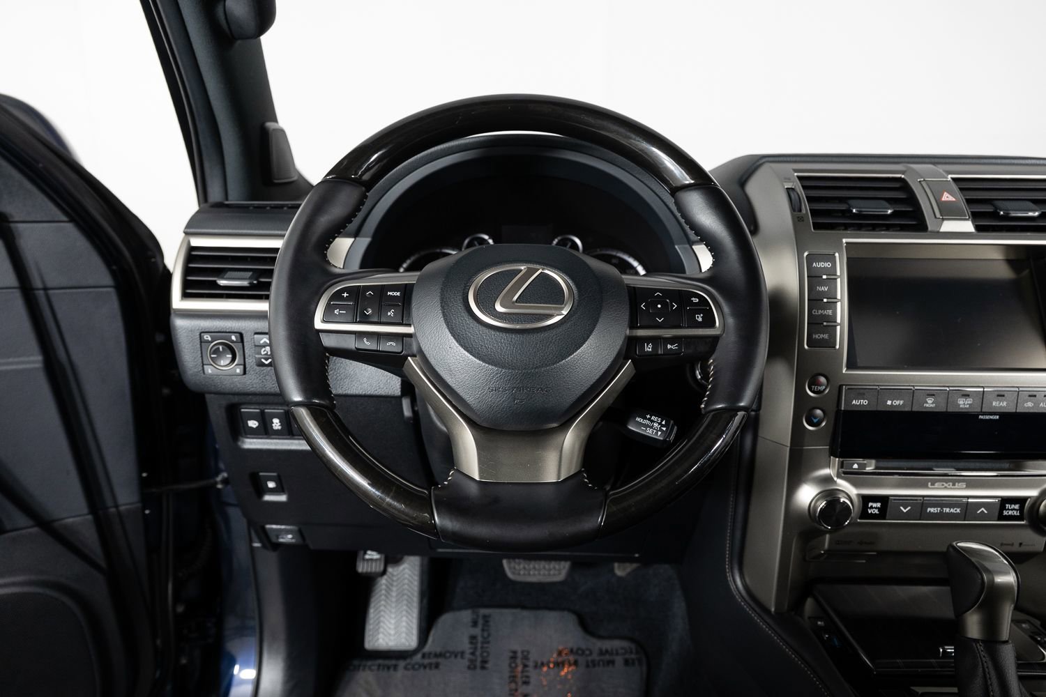 Used 2021 Lexus GX 460 Premium w/ Premium Package image 32