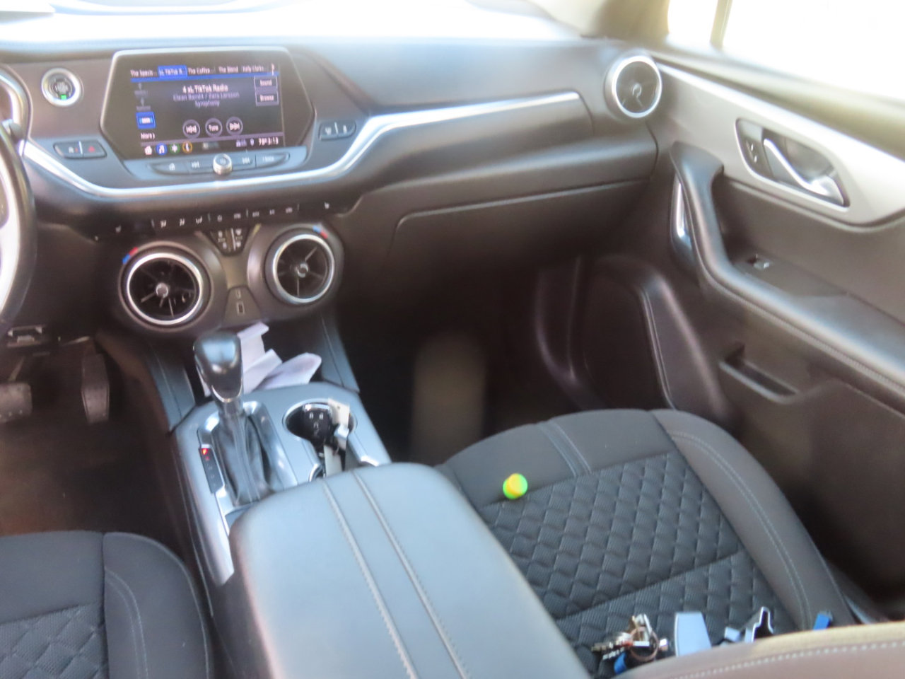 Used 2020 Chevrolet Blazer LT image 16