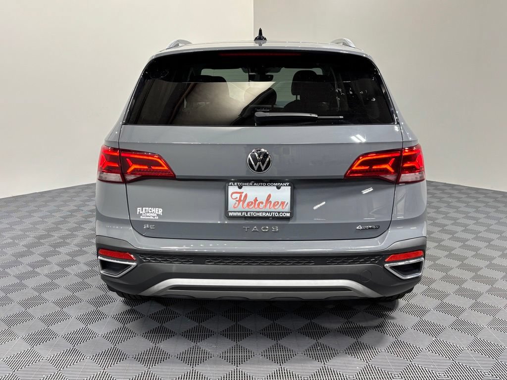 Used 2022 Volkswagen Taos SE AWD/4WD image 5