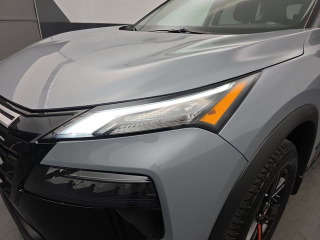 Used 2026 Nissan Rogue SV w/ Rock Creek Premium Package image 14