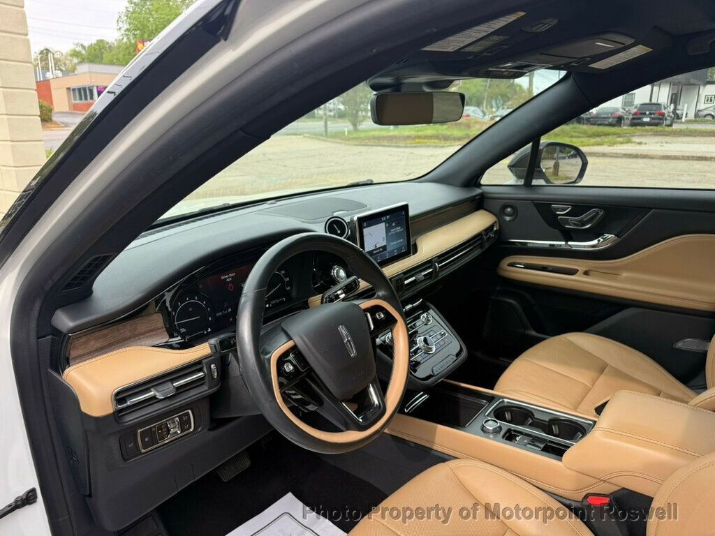 Used 2020 Lincoln Corsair Reserve w/ Elements Package image 9