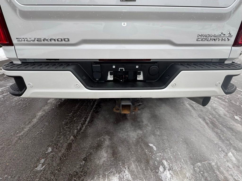 Used 2023 Chevrolet Silverado 3500 High Country image 11