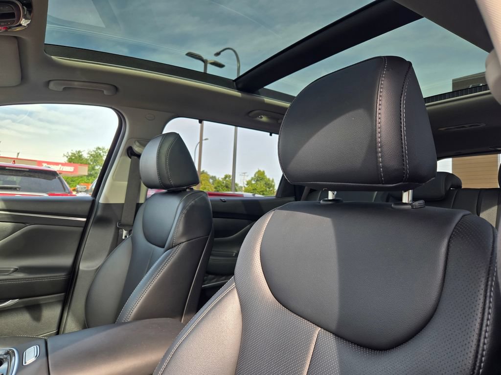 Certified 2023 Hyundai Santa Fe SEL w/ Premium Package AWD/4WD image 36