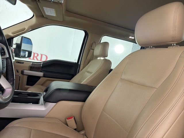 Used 2017 Ford F250 Lariat w/ Lariat Ultimate Package AWD/4WD image 11