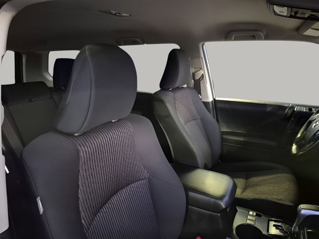 Used 2024 Toyota 4Runner TRD Off-Road image 15