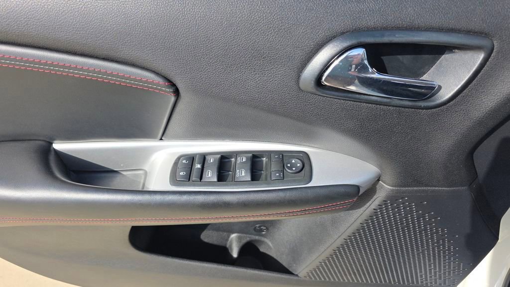 Used 2014 Dodge Journey R/T image 23