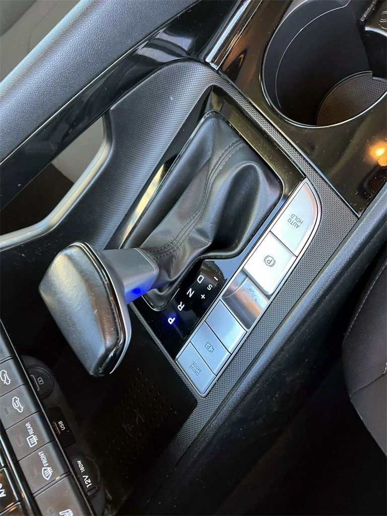 Certified 2023 Hyundai Elantra SEL w/ Convenience Package image 16