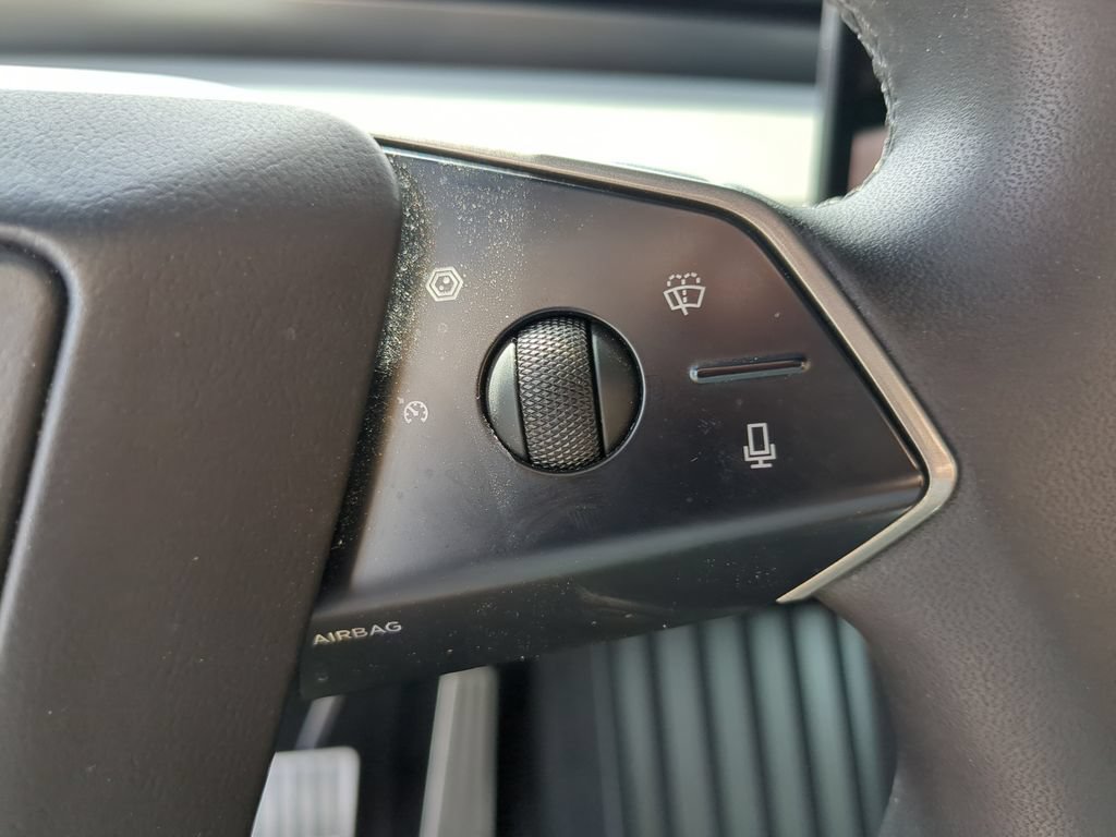 Used 2024 Tesla Cybertruck Cyberbeast AWD/4WD image 27