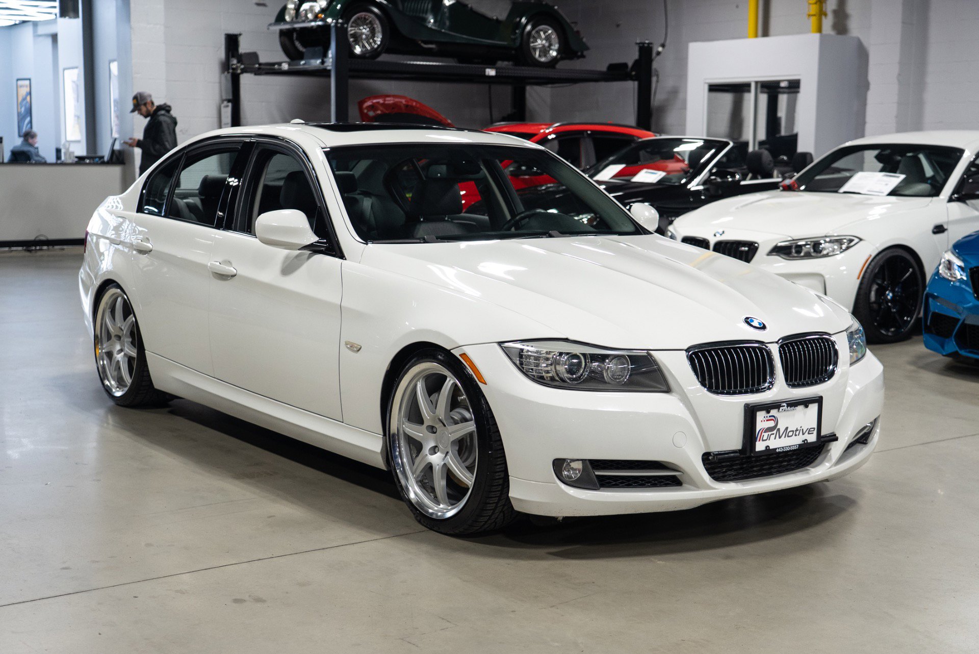 Used 2009 BMW 335i Sedan image 11