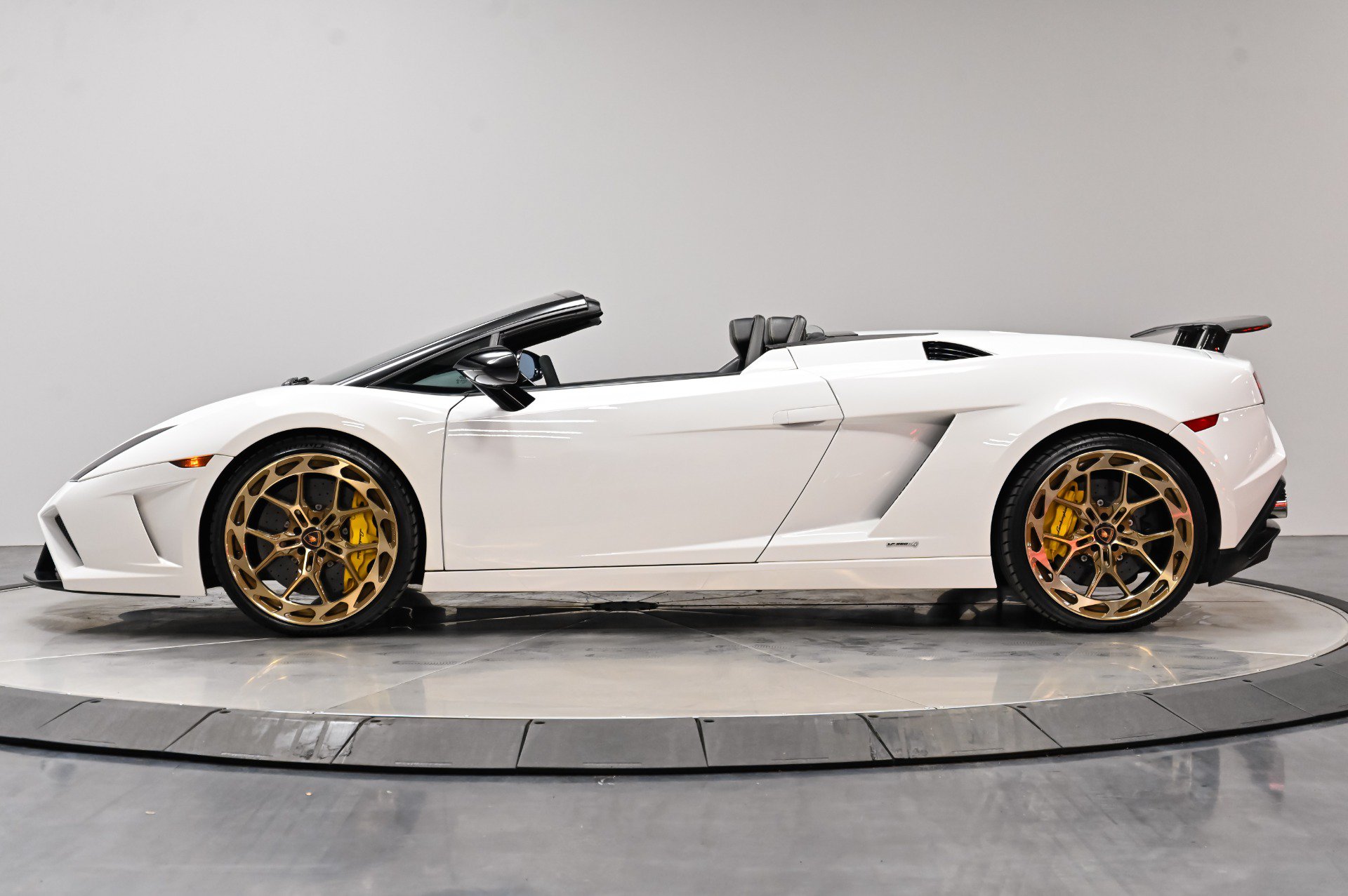 Used 2013 Lamborghini Gallardo LP 560-4 AWD/4WD image 21