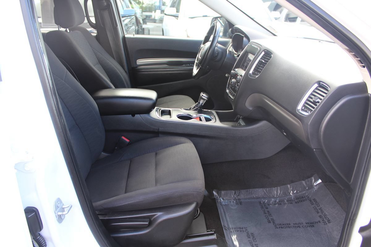Used 2018 Dodge Durango SXT w/ 3rd Row Seating Group AWD/4WD image 23