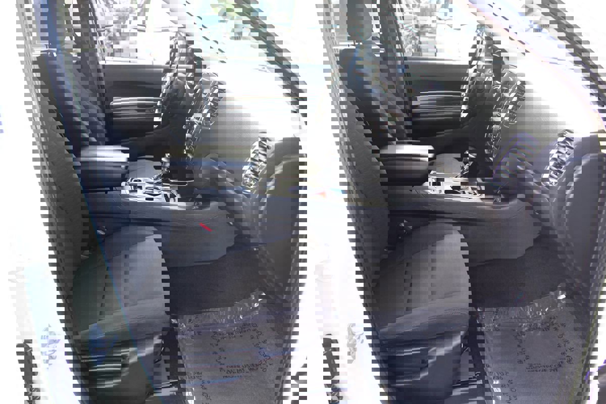 Used 2018 Dodge Durango SXT w/ 3rd Row Seating Group AWD/4WD image 23