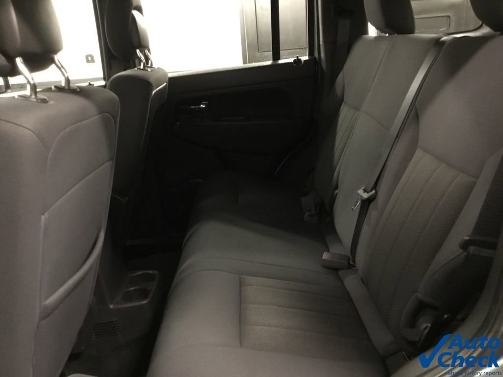 Used 2012 Jeep Liberty Sport AWD/4WD image 22