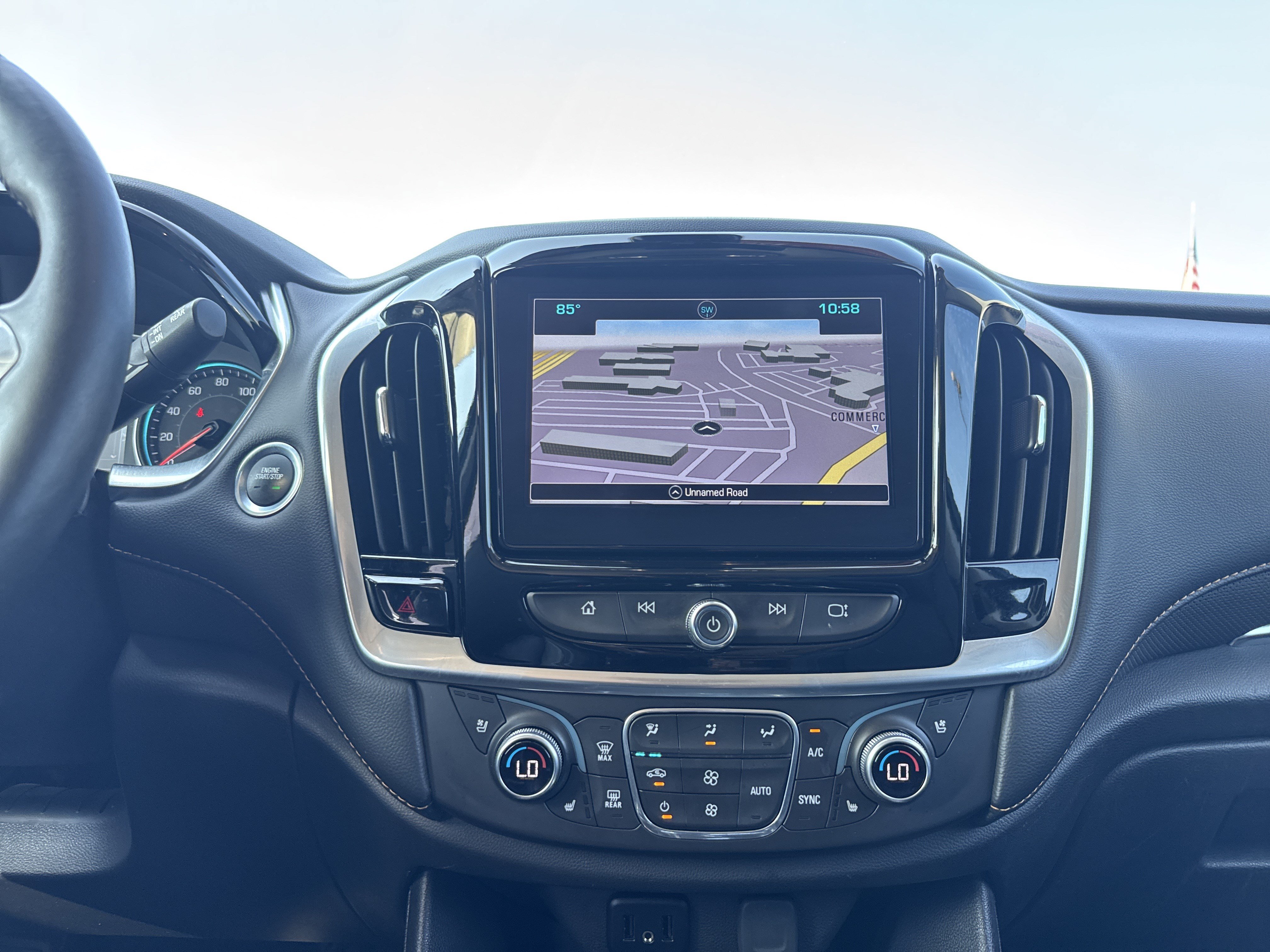 Used 2018 Chevrolet Traverse Premier AWD/4WD image 31