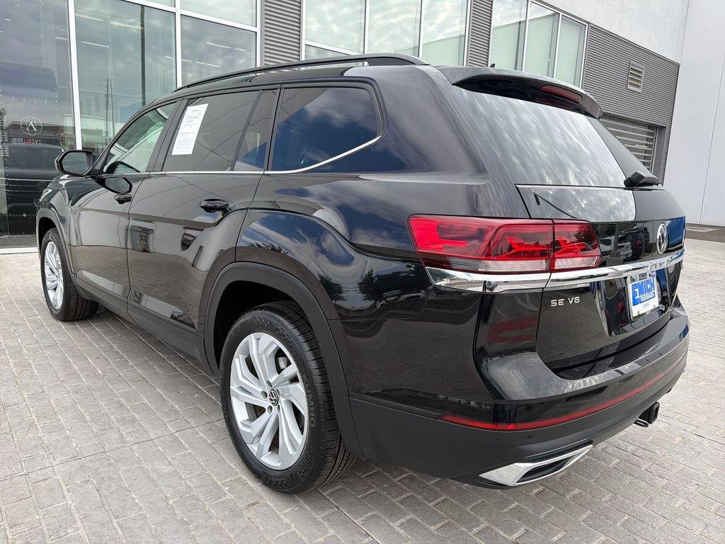 Certified 2022 Volkswagen Atlas SE w/ Panoramic Sunroof Package AWD/4WD image 5