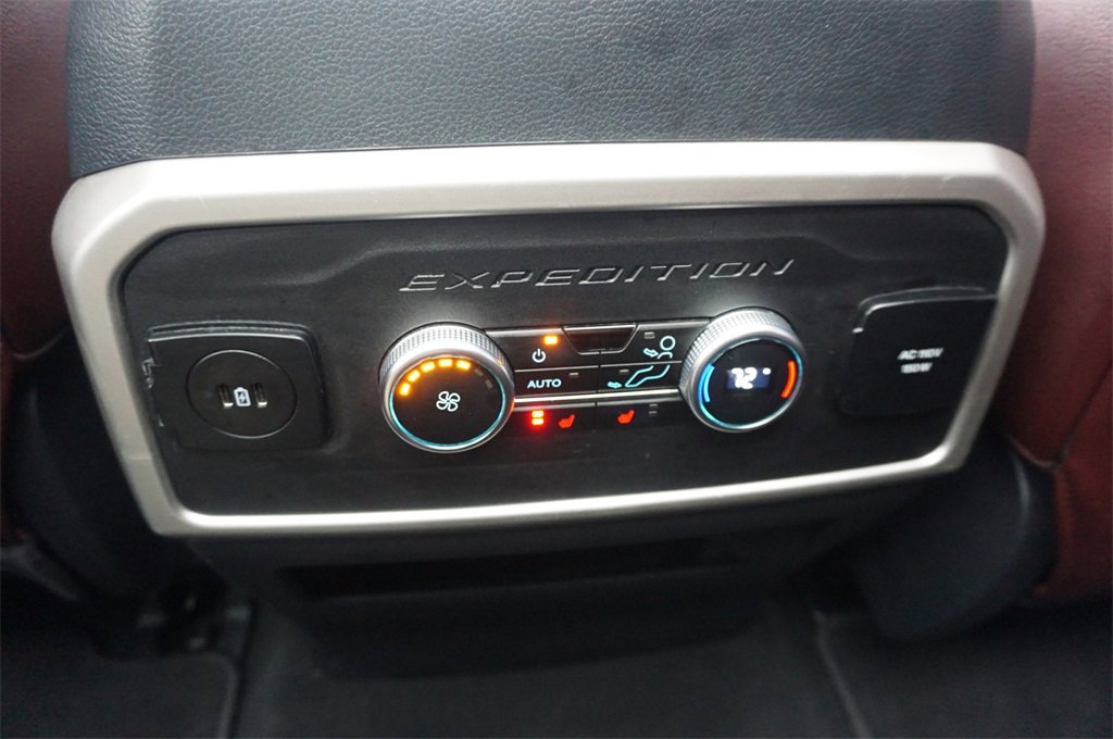 Used 2024 Ford Expedition Max Limited image 17