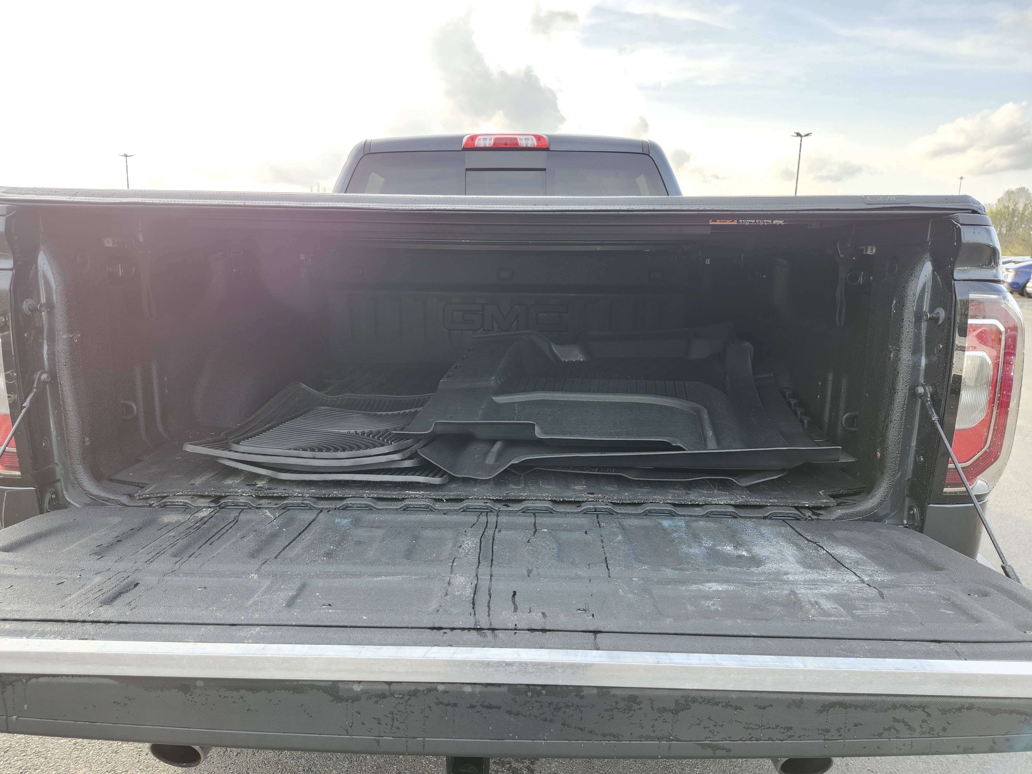Used 2017 GMC Sierra 1500 SLT image 23