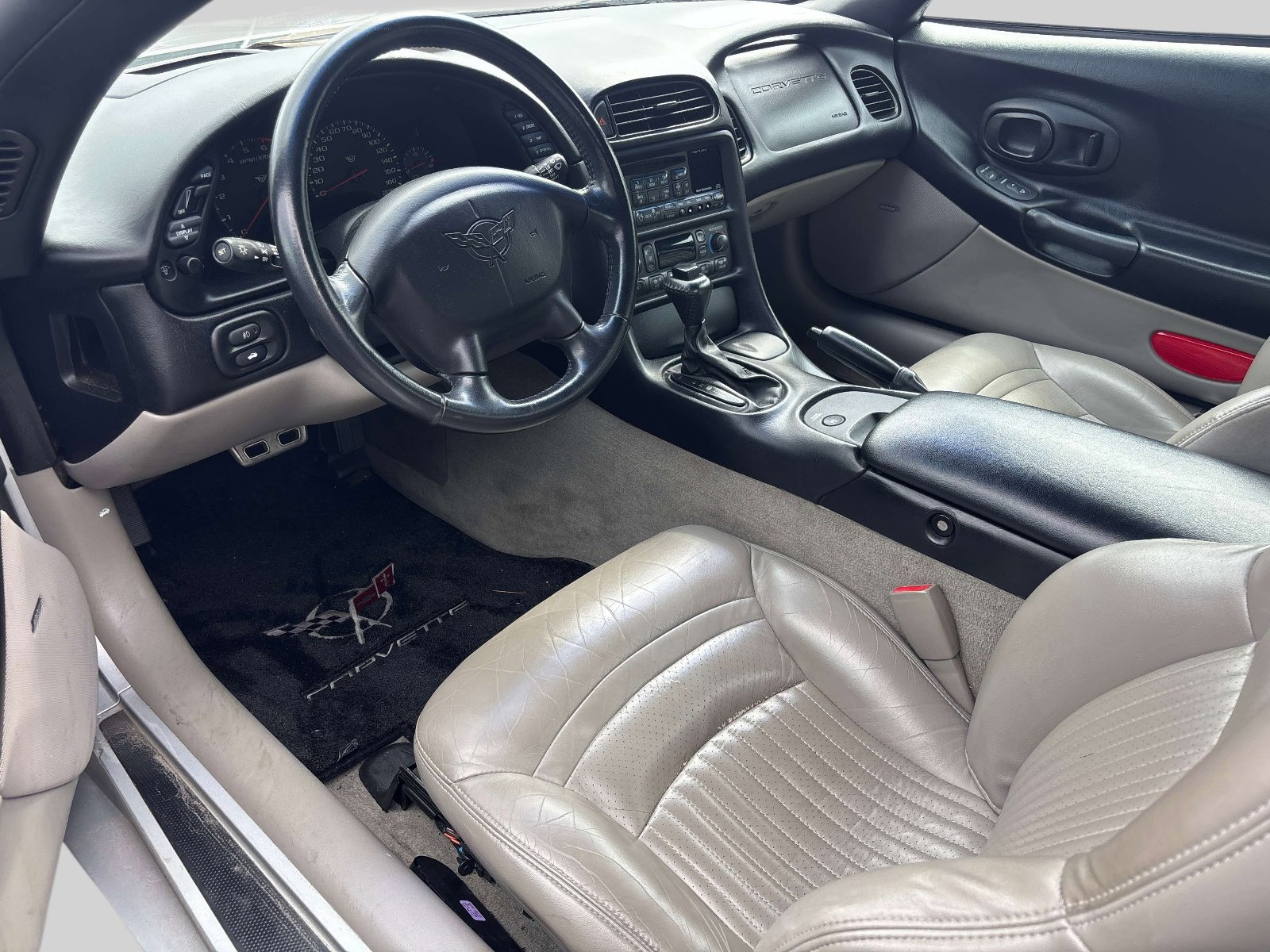 Used 1999 Chevrolet Corvette Convertible w/ Memory Pkg image 13