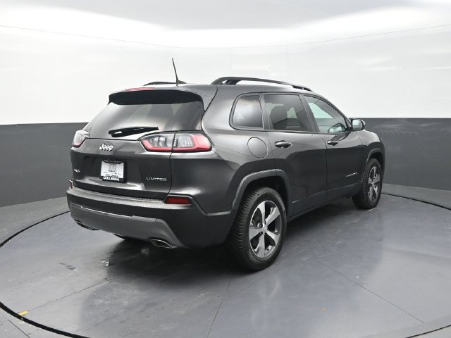 Used 2022 Jeep Cherokee Limited AWD/4WD image 9