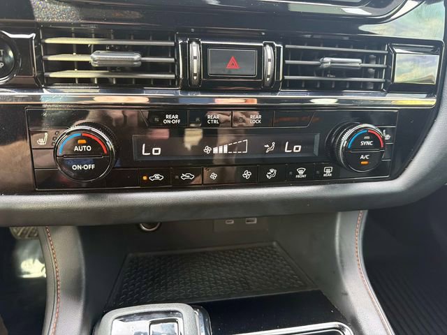 Used 2025 Nissan Pathfinder Rock Creek AWD/4WD image 25