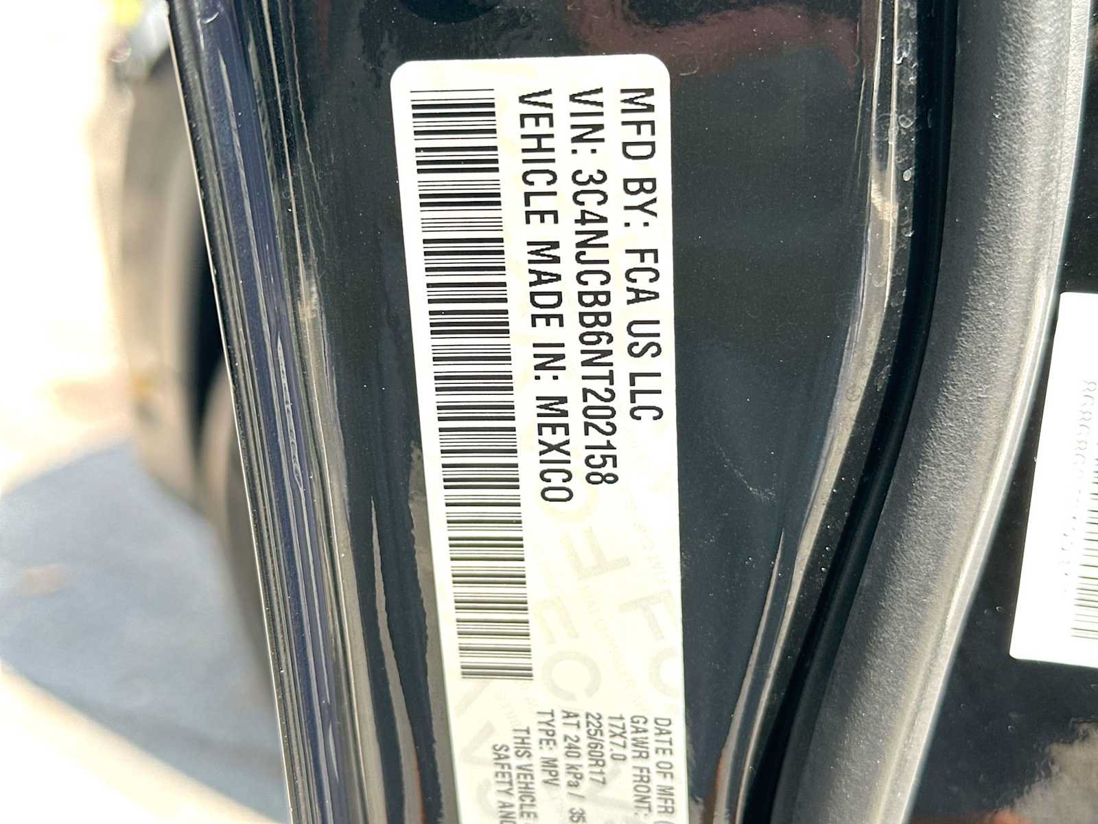 Used 2022 Jeep Compass Latitude FWD image 22