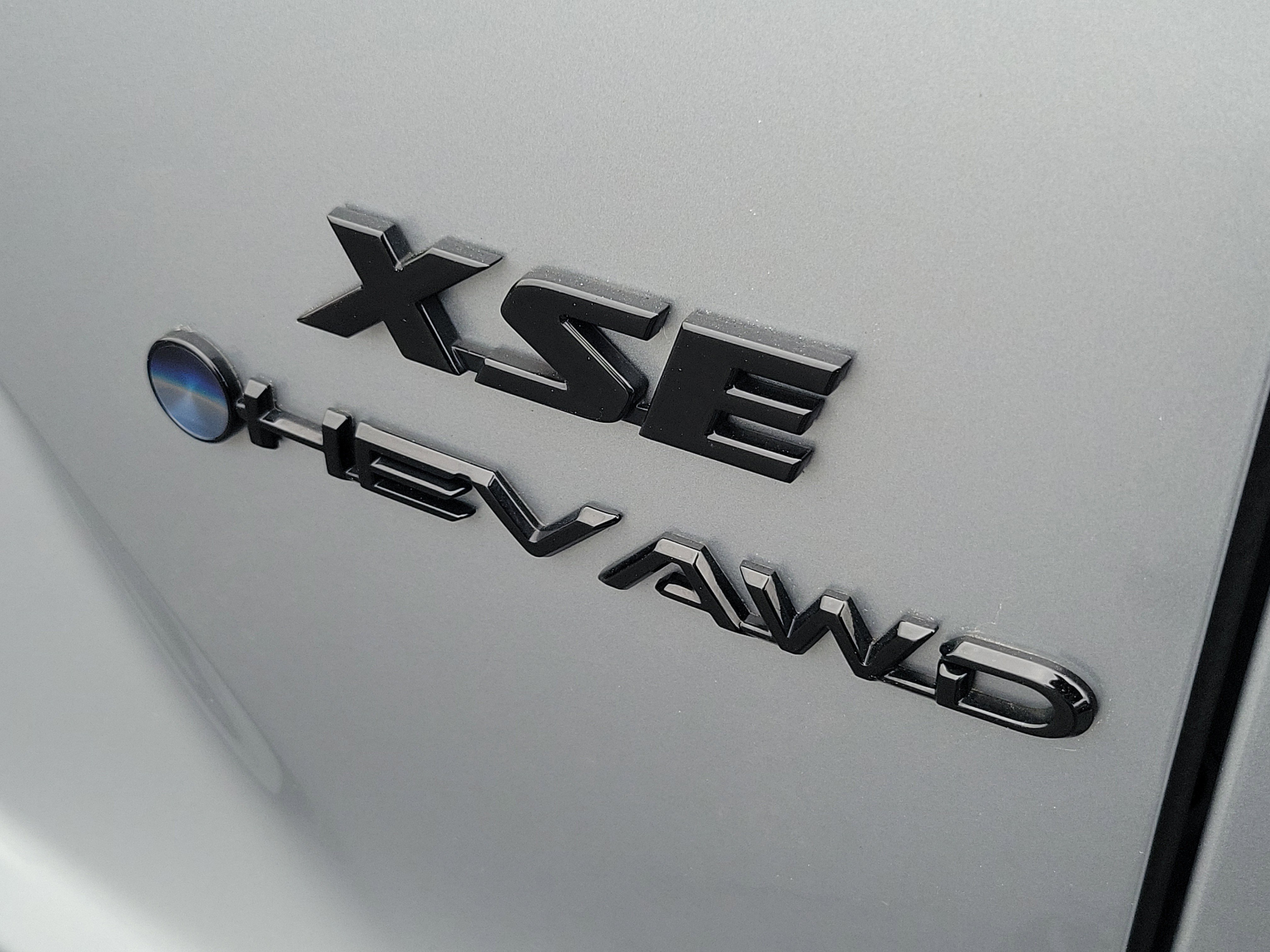 Used 2025 Toyota Corolla Cross AWD Hybrid w/ Convenience Package image 8