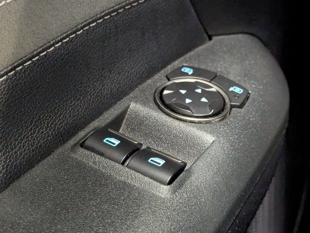 Used 2019 Ford Mustang Shelby GT350 w/ Technology Package RWD image 19