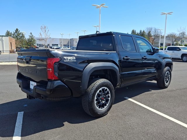 Certified 2024 Toyota Tacoma TRD Off-Road AWD/4WD image 6