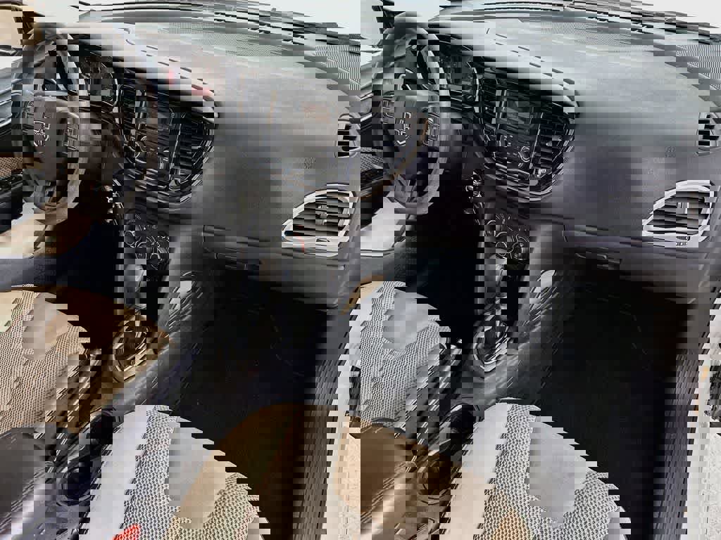 Used 2015 Dodge Dart SXT FWD image 29