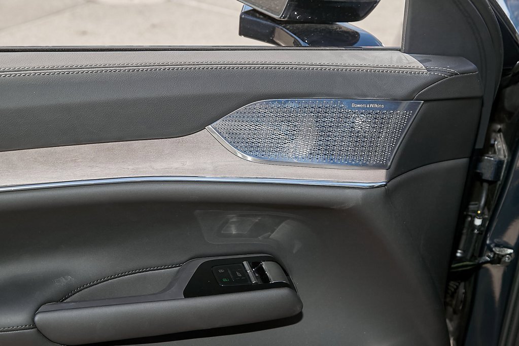 New 2025 Volvo EX90 Ultra image 11