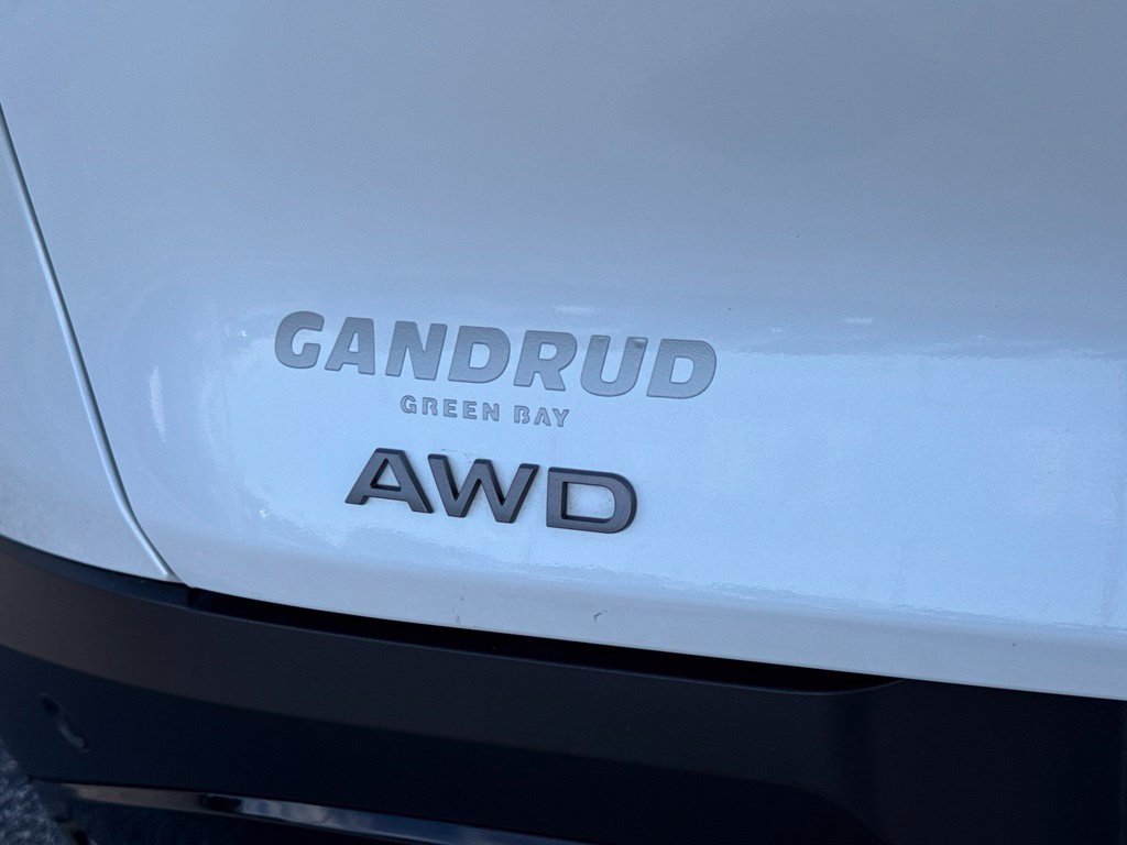 Certified 2025 Nissan Murano SV AWD/4WD image 5