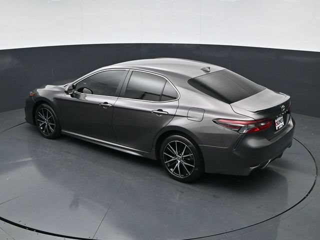 Used 2022 Toyota Camry SE FWD image 36