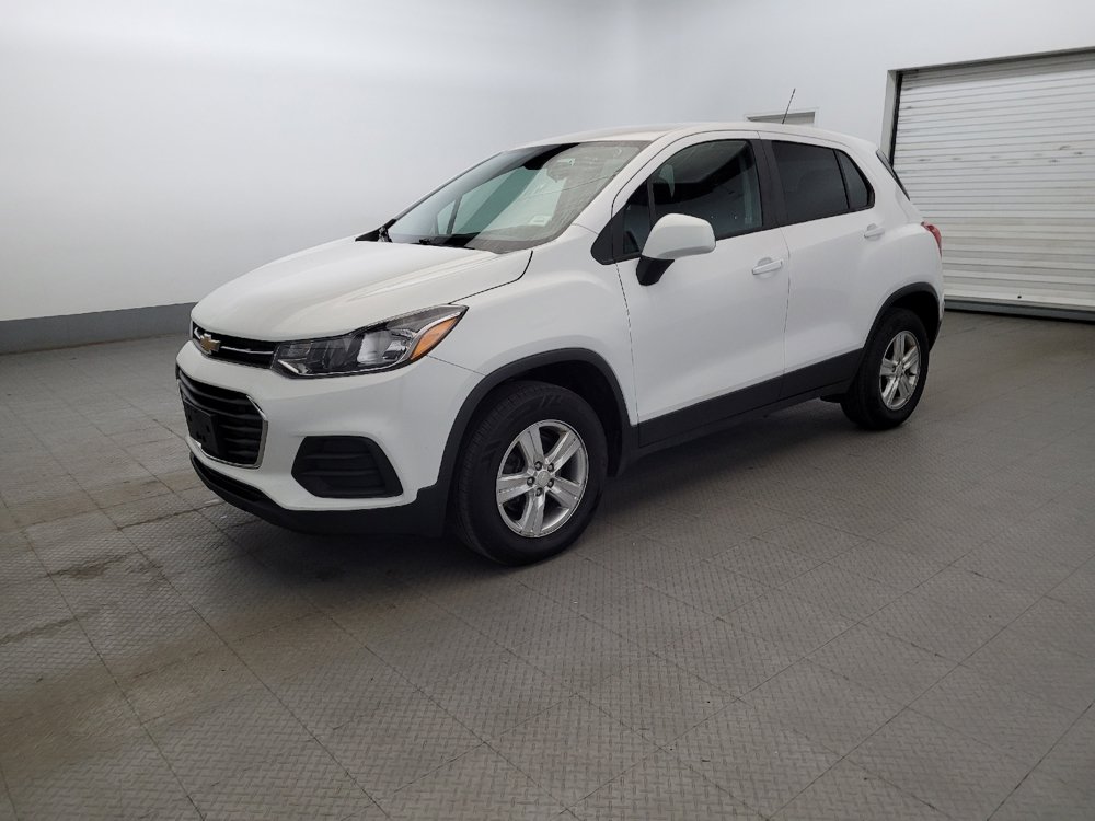 Used 2019 Chevrolet Trax LS w/ Tint and Cruise Package AWD/4WD image 2