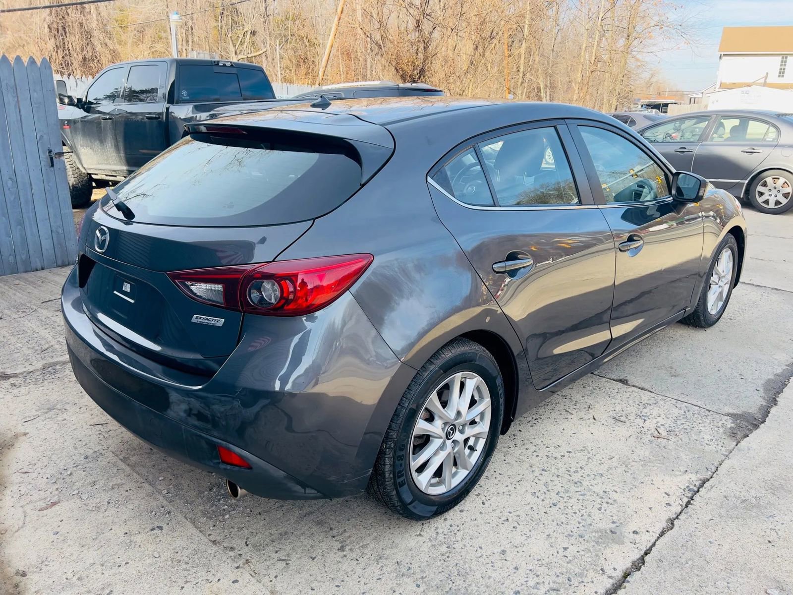 Used 2016 MAZDA MAZDA3 i Touring image 7